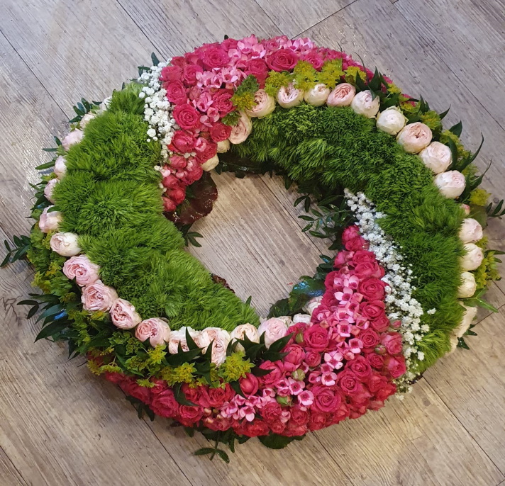 Grabschmuck floraler Trauerkranz grün pink weiß